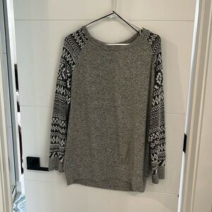 Long sleeve sweater- light